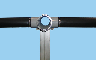Stainless saddles can be kept in the horizontal state without reinforcement.